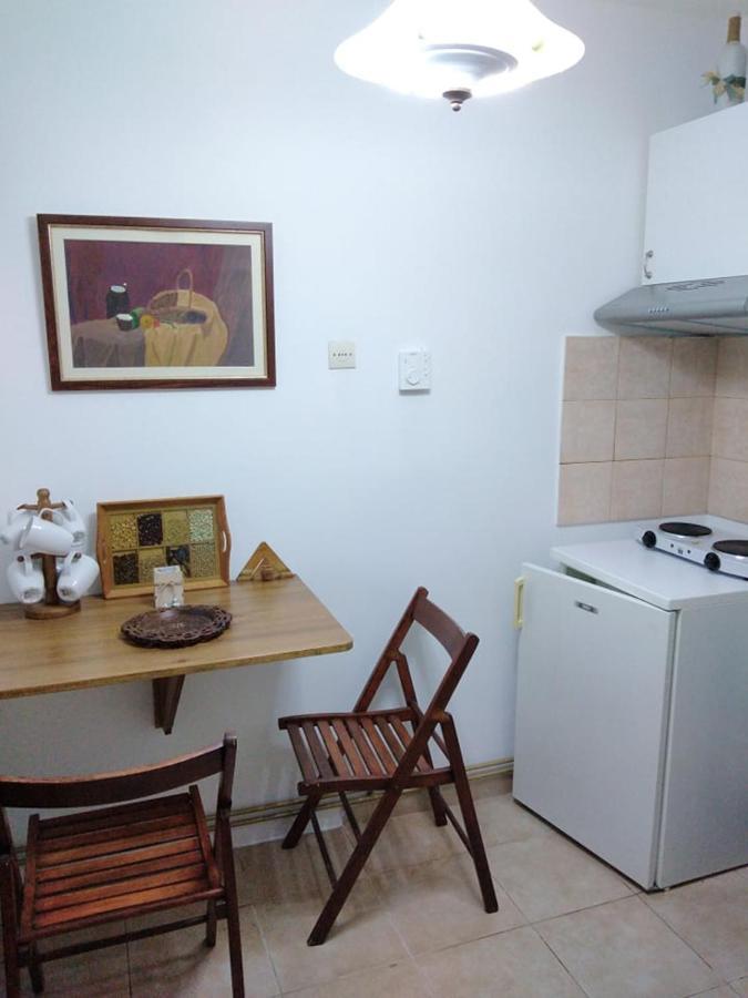 Ξενώνας Το Πέτρινο 2 Keramidhion Exterior photo